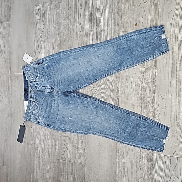 NWT Silver Calley crop jeans - Picture 2 of 7
